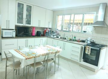 Casa · 182m² · 3 Quartos · 2 Vagas · Sobrado com 3 quartos à venda em Vila ema - SP