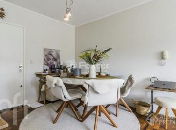 c703e6ca · Apartamento, 1 dormitórios, 43.67 m², em Petrópolis