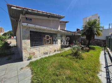 Casa · 300m² · 3 Quartos · 4 Vagas · Casa à Venda com 300 m² de terreno no Bairro Vila Adyana
