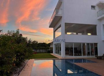 eb55b3eab484a5c2094c4e713d91f543320efa3d · Casa com 4 dormitórios à venda, 701 m² por R$ 4.890.000,00 - Chácaras Silvania - Valinhos/SP