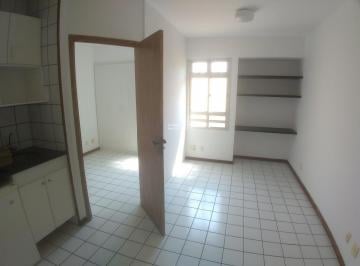 Foto 01 · Arvoredo Imóveis vende ótima kit com armários, divisória, ar-condicionado, e vaga de garagem coberta