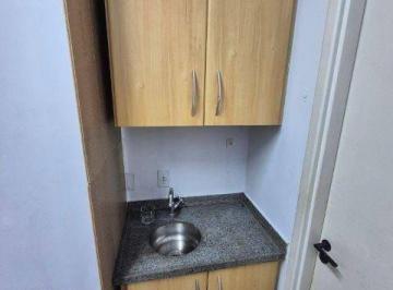 cf8ae6b9c33f2cdaa39ed3dcb61400bae78c16ec · Salas à venda, Lapa, 60 m², 2 vagas, 4 banheiros, ar-condicionados, à 300 m da Estação de Trem, ônib