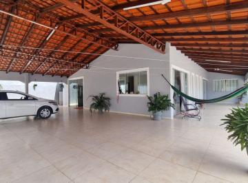 Casa de 3 quartos, Sobradinho · HP Vende: Casa Magnífica com 3 Quartos sendo 1 Suíte no Setor de Mansões em Sobradinho
