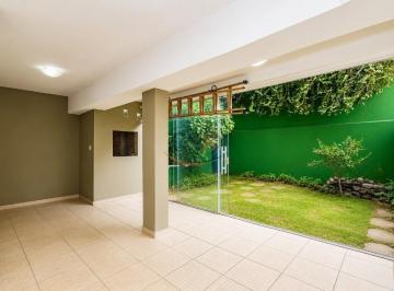 foto editada · Sobrado ao lado do Parque Tanguá com 245m², 3 quartos, suíte, ático, churrasqueira e Jardim.