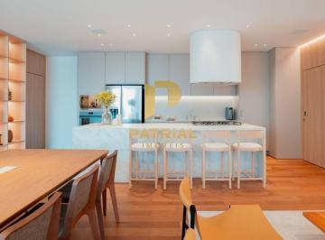 Apartamento · 256m² · 3 Quartos · 3 Vagas · Apartamento Penthouse à venda no bairro Água Verde