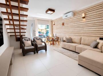 Casa · 86m² · 2 Quartos · 2 Vagas · Casa a venda com 2 quartos a 300m da praia da Cocanha em Caraguatatuba
