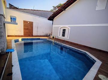 Casa · 360m² · 4 Quartos · 5 Vagas · Casa Térrea a venda com 04 quartos e piscina no Jd Britânia Caraguatatuba