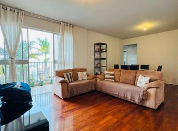 Apartamento de 3 quartos, Varginha · Apartamento para venda no centro de Varginha, Minas Gerais.