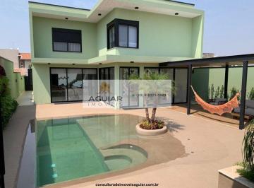 Casa · 450m² · 3 Quartos · 6 Vagas · Casa à venda - no Centro