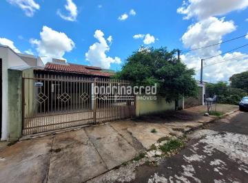 21773236230062.jpg · Oportunidade no Jardim Tarumã, casa ampla com 3 dormitórios, 1 suíte, 4 banheiros e edícula com 2 qu