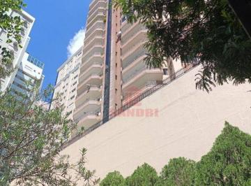 Apartamento · 185m² · 4 Quartos · 2 Vagas · AMPLO APARTAMENTO NO CENTRO COM 02 VAGAS PARALELAS