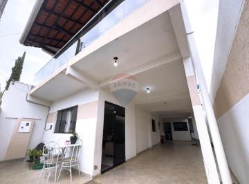 Casa · 270m² · 5 Quartos · 3 Vagas · Casa a venda 5 quartos BR 425 Sobradinho DF