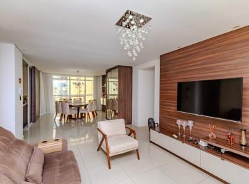 Apartamento · 136m² · 3 Quartos · 3 Vagas · Apartamento à venda no Centro em Balneário Camboriú.