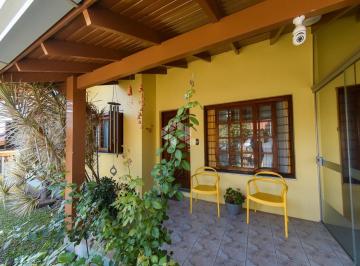 Casa · 131m² · 3 Quartos · 1 Vaga · Casa com 3 dormitórios em Ivoti, bairro 7 de setembro.