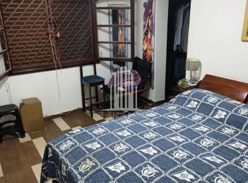 Casa · 144m² · 3 Quartos · 2 Vagas · Venda de Casa de Alto Padrão na Vila Irmãos Arnoni, São Paulo-SP: 3 Quartos, 1 Suíte, 3 Banheiros, 2