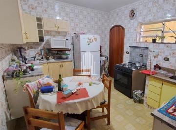 Casa · 123m² · 3 Quartos · 2 Vagas · Sobrado à venda no Jardim Campo Limpo: 3 quartos, varanda, 2 vagas de garagem e edícula! Agende sua