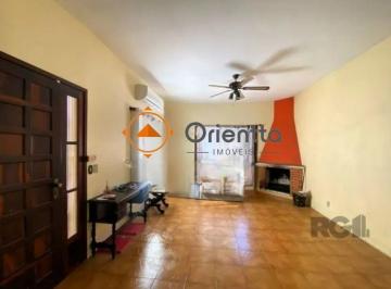 Casa · 270m² · 3 Quartos · 3 Vagas · Casa com 3 Quartos para alugar, 270m² - Petrópolis