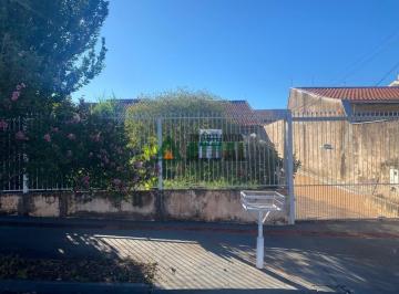 17318315230.jpg · CASA COM 3 QUARTOS SENDO UMA SUÍTE A VENDA NA REGIÃO CENTRAL                                        