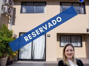 Casa de 3 quartos, Curitiba · Sobrado com 3 quartos, 1 suíte, 2 vegas no Bairro Mercês - Curitiba