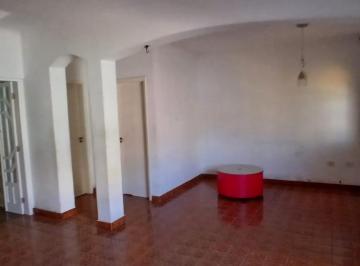 IMG_20260615_185447_000.jpeg · Confortável casa de vila para venda em Vila Romano com 4 quartos, sendo 1 suíte, 190m² - urban#L4IJ4