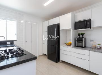 Casa · 163m² · 3 Quartos · 3 Vagas · Sobrado com ático amplo e banheiro completo no Vis