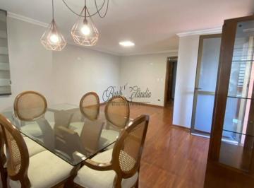 Foto 01 · Apto 160m² de área útil, contendo sala com armário e mesa, sacada, 05 quartos sendo 01 suíte com ar
