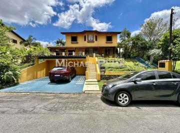 Casa · 240m² · 3 Quartos · 2 Vagas · Cond. Nova Higienópolis - Rústica Michael Pajak (11) 99996-4550