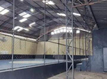 Comercial · 730m² · Galpão no Parque Edu Chaves, 02 banheiros