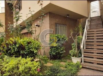 Casa · 260m² · 4 Quartos · 6 Vagas · Casa á venda na Mooca com  260m² 4 quartos, 6 vagas de garagem