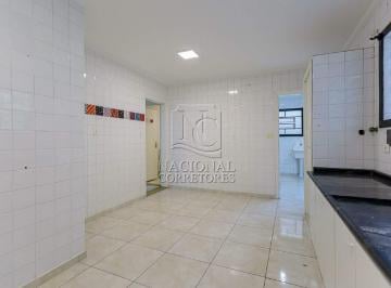 Comercial · 200m² · 5 Quartos · 4 Vagas · Casa comercial - Bairro Nobre