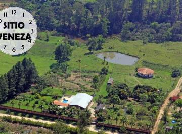 Rural · 23550m² · 11 Quartos · 20 Vagas · Chácara à venda com 11 quartos (1 suíte) e 20 vagas em Santa Izabel no Rio das Pedras 