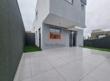 Casa · 155m² · 3 Quartos · 3 Vagas · Casa geminada com excelente padrão de acabamento, localizada no bairro Santa Amélia