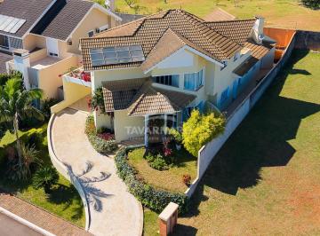 Casa · 668m² · 4 Quartos · 2 Vagas · Casa no Condomínio Colina dos Frades