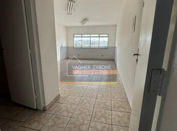 Comercial · 37m² · Sala em Jardim Nomura, Cotia/SP de 37m² para locação R$ 1.950,00/mes
