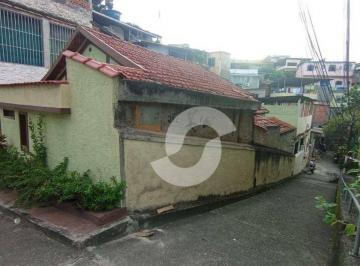 Casa · 68m² · 4 Quartos · Casa em Engenhoca, Niterói/RJ de 68m² 4 quartos à venda por R$ 300.000,00