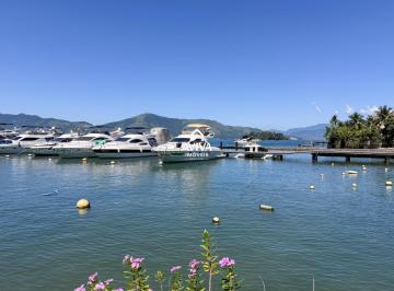 Casa · 220m² · 4 Quartos · 2 Vagas · Casa duplex à venda no Condomínio Pier 88, em Angra dos Reis.