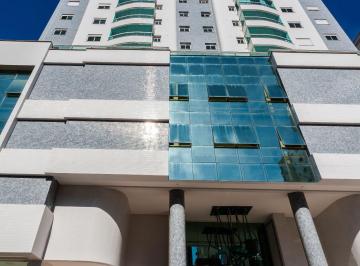 Apartamento de 3 quartos, Balneário Camboriú · Edifício Torre Esmeralda