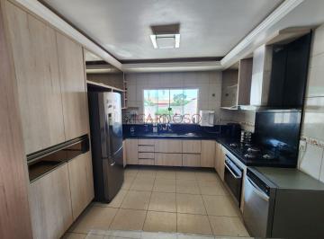 Casa · 400m² · 2 Quartos · 3 Vagas · Casa com 2 Suítes, Escritório e 400 m² em Condomínio Consolidado , Riacho Fundo II, Kanegae