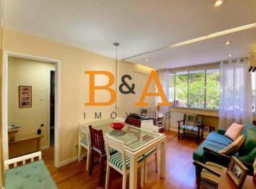 Apartamento · 75m² · 2 Quartos · 1 Vaga · Apartamento muito claro, arejado e totalmente reformado, com excelente aproveitamento de espaço. A á