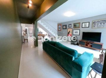 Casa · 217m² · 3 Quartos · 4 Vagas · Sobrado mobiliado de 3 quartos (1 suíte) com 4 vagas em Vila Boa Vista, Santo André