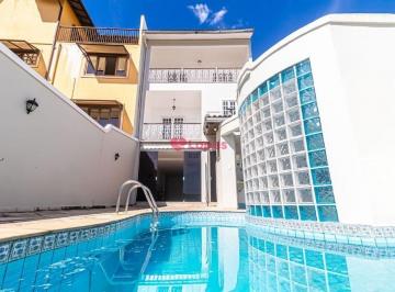 Casa · 241m² · 3 Quartos · 3 Vagas · Casa Triplex em Condominio no Terral – 241m2 | 3 Quartos com Suite | Piscina, Sauna e Area Gourmet