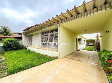8b7daa923f77f2e0a6c1835ee902dd582c65bcad · Casa com 3 dormitórios à venda, 185 m² por R$ 900.000,00 - Itaipu - Niterói/RJ