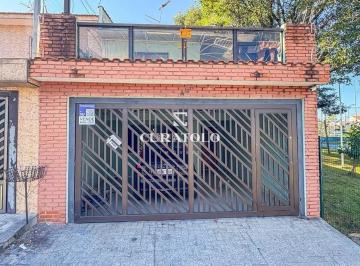 Casa · 160m² · 2 Quartos · 2 Vagas · Sobrado à venda com 160 m², 2 quartos,quintal e 2 vagas, Bairro dos Casas, São Bernardo do campo.