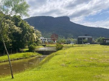 Terreno · 300m² · Terreno à venda - em Pedra Branca