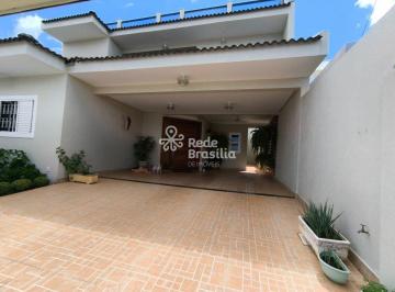 Casa · 400m² · 4 Quartos · 2 Vagas · Condominio Quintas Dos Ipês - Casa à venda, 4 quartos sendo 3 suítes, Jardim Botânico, Brasília - DF