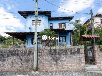 Casa · 229m² · 4 Quartos · 3 Vagas · Casa à venda - na Vila Nova