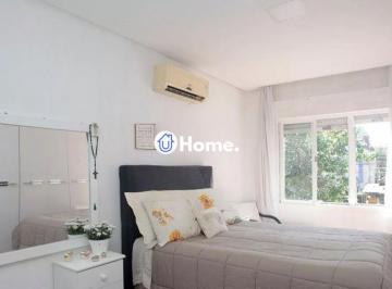 Apartamento · 75m² · 2 Quartos · Apartamento com sacada, Bairro Santana, Porto Alegre/RS