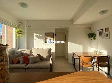 Apartamento · 64m² · 2 Quartos · 1 Vaga · Excelente apartamento de 02 dormitórios com suíte na região central