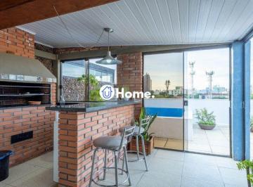Apartamento · 205m² · 3 Quartos · 2 Vagas · Cobertura com Piscina e Churrasqueira no Petrópolis – 205m² Privativos