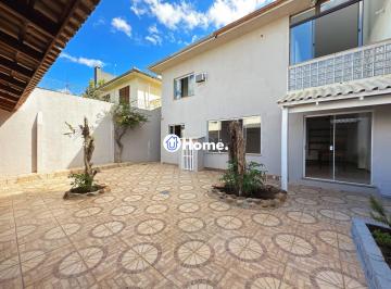 Casa · 180m² · 3 Quartos · 2 Vagas · Casa à venda - em Medianeira